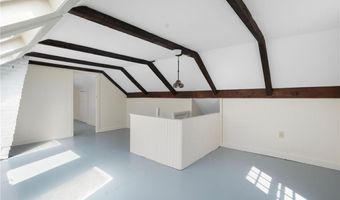 14 Elm St, Newport, RI 02840