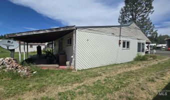 303 3rd Ave, Bovill, ID 83806