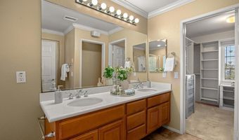 6933 Catamaran Dr, Carlsbad, CA 92011