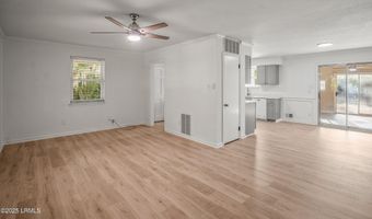 1711 Narcissus Ln, Beaufort, SC 29902