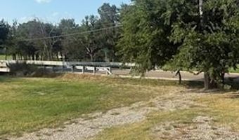 207 NE Front St, Millsap, TX 76066