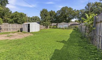 319 NE 6th St, Abilene, KS 67410
