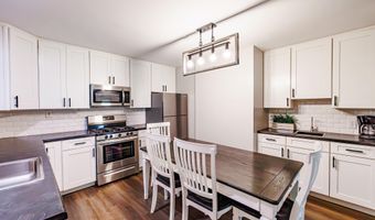 108 Mills Dr, Albrightsville, PA 18210