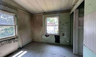 4 Campbell St, Augusta, ME 04330