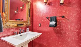 2070 Zlatibor Ranch Rd, Escondido, CA 92025