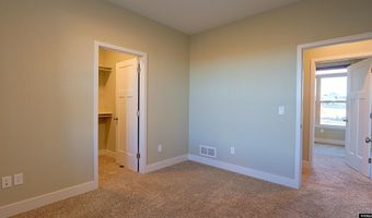 2793 Croydon Dr, Casper, WY 82609