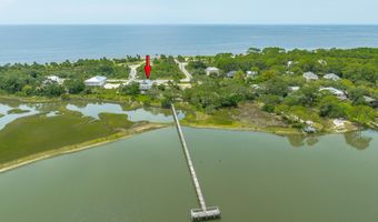 127 Harbor Cir, Alligator Point, FL 32346