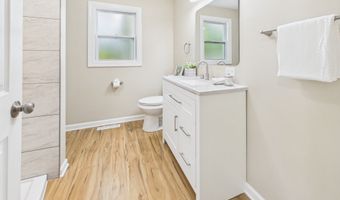 515 Hawthorne Ave, Anderson, IN 46011