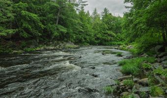 58 River Rd, Abbot, ME 04406
