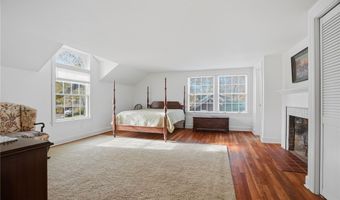 4441 Lake Rd W, Ashtabula, OH 44004