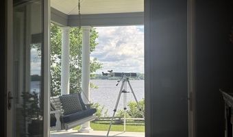 390 Wagner Point Rd, Alburgh, VT 05440