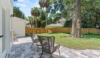 2212 Barefoot Trce, Atlantic Beach, FL 32233