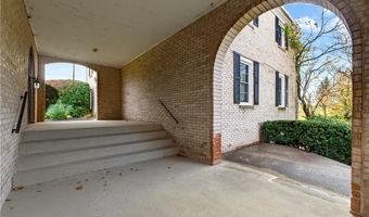 824 S Chillicothe Rd 11, Aurora, OH 44202