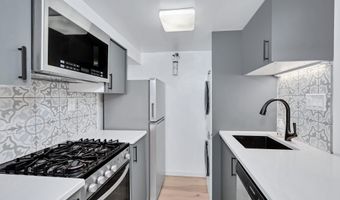 3513 T St NW B, Washington, DC 20007