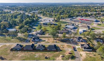 1114 Hunter Dr, Barling, AR 72923