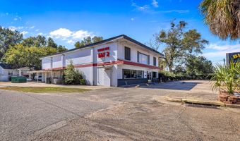 2733 Pass Rd, Biloxi, MS 39531