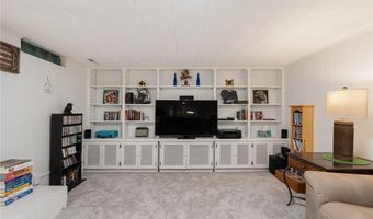 307 21st St NW, Austin, MN 55912