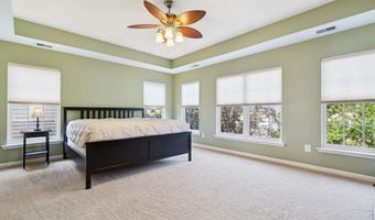 24769 STONE PILLAR Dr, Aldie, VA 20105