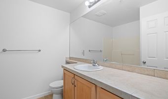 15400 SW MALLARD Dr 102, Beaverton, OR 97007