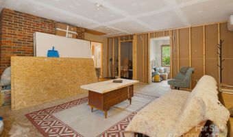 244 Mcmahon Ln, Bakersville, NC 28705