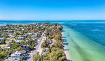 136 CRESCENT Dr, Anna Maria, FL 34216