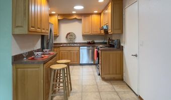 1105 1ST St, Bandon, OR 97411