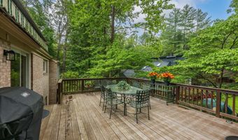 9225 ALDERSHOT Dr, Bethesda, MD 20817
