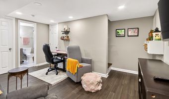 1804 N CLIFF St, Alexandria, VA 22301