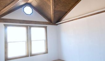 404 408 W 3rd St, Capitan, NM 88316
