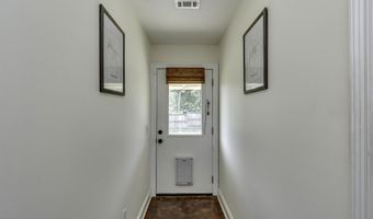 128 W Pinebrook Dr, Brandon, MS 39047