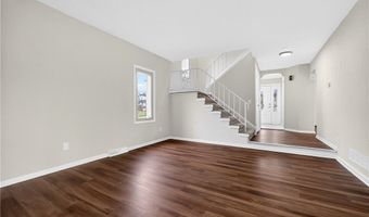 578 N Main St, Amherst, OH 44001