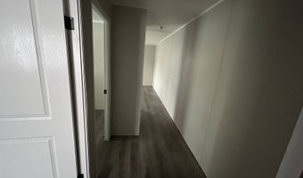 666 Ascot Cir, Almont, MI 48003