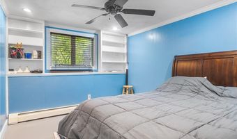 18 Magnolia Ln, Coventry, RI 02816