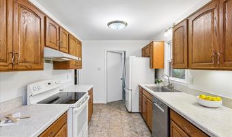 5032 KING DAVID Blvd, Annandale, VA 22003