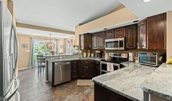 1720 N 150th St, Basehor, KS 66007