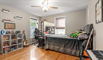 34 Chestnut Dr, Allenstown, NH 03275