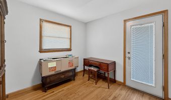 9949 Sterling Ave, Allen Park, MI 48101