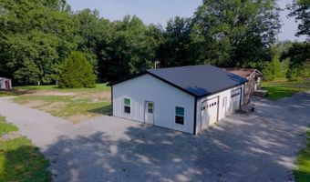 1000 Point Mason Rd, Big Sandy, TN 38221