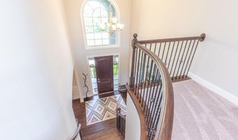 2376 Westbrooke Cir S, Ann Arbor, MI 48105