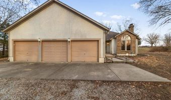 22020 171 St, Basehor, KS 66007