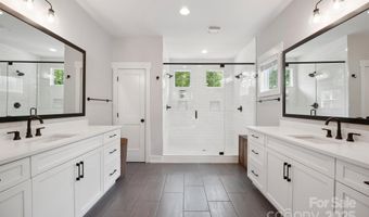 2637 Springway Dr, Charlotte, NC 28205