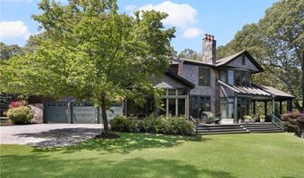 17 Pojac Point Rd, North Kingstown, RI 02852