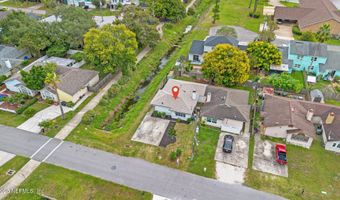 1093 HIBISCUS St, Atlantic Beach, FL 32233