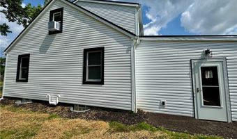 3706 Fargo Dr, Ashtabula, OH 44004