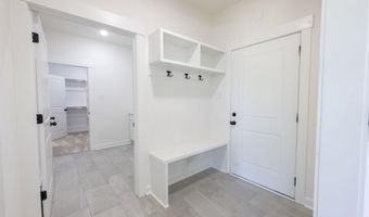 1068 Creekwood Cir, Bauxite, AR 72011