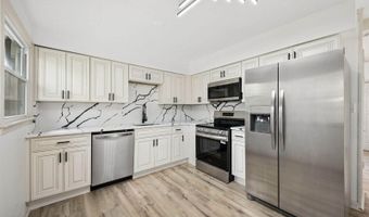 2458 Edgevale Rd, Columbus, OH 43221