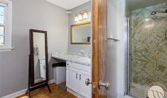 615 Rimrock Rd, Billings, MT 59102