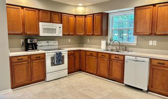 11 COTTONWOOD Dr, Barboursville, VA 22923