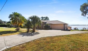 510 HILLSIDE Dr, Auburndale, FL 33823