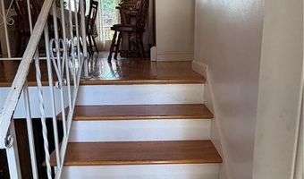 6 Balsam Ct, Johnston, RI 02919